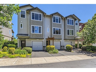 10743 NE Gateway Place, Hillsboro, OR 97006