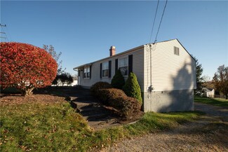 520 Aten Rd, Coraopolis, PA 15108
