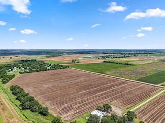 8022 Oberrender Rd, Needville, TX 77461