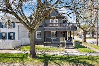 2010 W 58th St, Cleveland, OH 44102