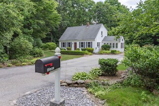 22 Jamie Dr, Weare, NH 03281