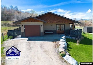 299 Leedy Dr, Lander, WY 82520
