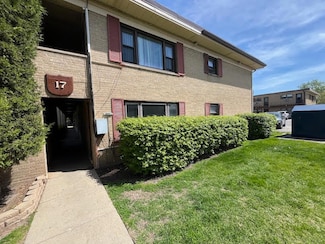 17 King Arthur Ct Unit 7, Northlake, IL 60164