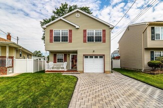 102 Loretta St, Perth Amboy, NJ 08861