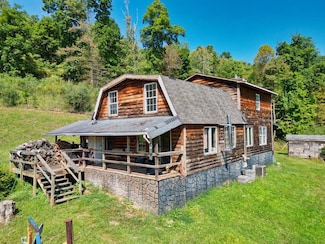 1309 Mountain Dr, Pennsboro, WV 26415