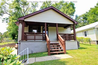 219 Riverside Dr, Saint Albans, WV 25177