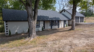 112 Township Rd, Camdenton, MO 65020