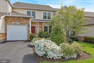 121 Canterbury Ln, Blue Bell, PA 19422