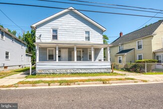 227 W Buck St, Paulsboro, NJ 08066