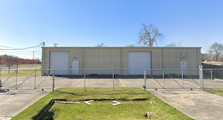 1313 Petroleum St, La Marque, TX 77568
