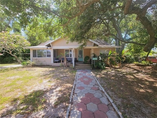 2207 Florida Ave S, Saint Petersburg, FL 33705