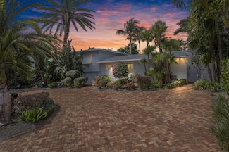 14049 Port Cir, West Palm Beach, FL 33410