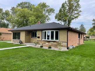 6918 W 116th St, Worth, IL 60482