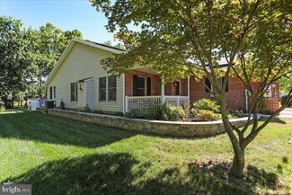 18016 Edith Ave, Maugansville, MD 21767