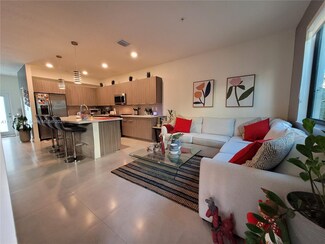 4740 NW 84th Ct Unit 15, Doral, FL 33166