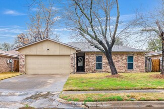 2713 W Oakdale Rd, Irving, TX 75060