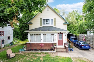 49 S 1st St, Rittman, OH 44270