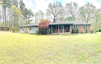 507 Mary St, Centre, AL 35960