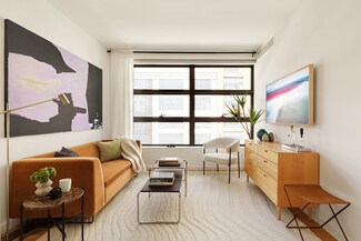 547 W 47th St Unit 521, New York, NY 10036