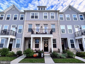 909 Anvil Ct, Phoenixville, PA 19460