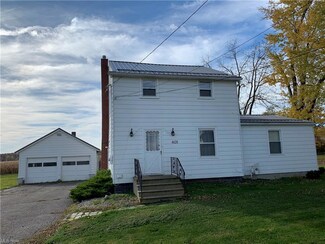 4628 State Route 305, Fowler, OH 44418