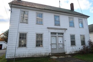 69 Main St, Winthrop, ME 04364