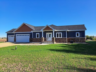 1346 70th Ave, Roberts, WI 54023