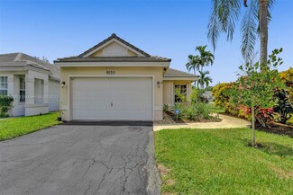9150 Lake Park Cir N, Davie, FL 33328