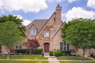 2204 Emerson Ln, Carrollton, TX 75010