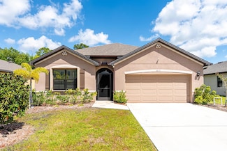 6007 NW Regent St, Port Saint Lucie, FL 34983