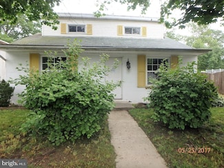 12 Shirley St, Woodstown, NJ 08098