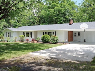 5911 Greenhorn Rd, Roaring River, NC 28669