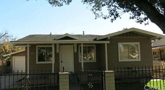 1114 W Chestnut Ave, Santa Ana, CA 92703