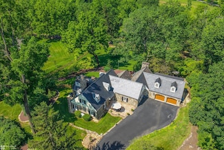2711 Main St, Bethlehem, PA 18017