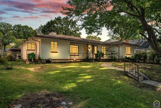 1260 SW Randolph Ave, Topeka, KS 66604