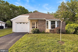 2 Cottonwood Dr, Barnegat, NJ 08005