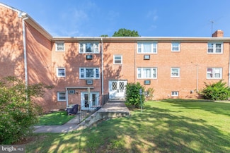 14698 Colchester Rd, Woodbridge, VA 22191
