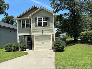 914 W Rowan St, Fayetteville, NC 28301