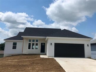 2213 Ashford St, Excelsior Springs, MO 64024