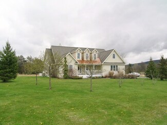 115 Elcy Ln, Charlotte, VT 05445