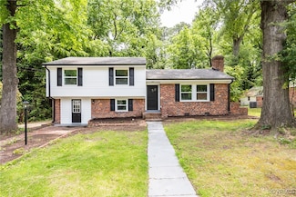 7111 Stoneman Rd, Henrico, VA 23228