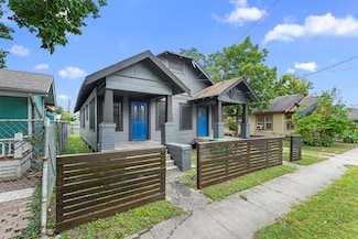 7006 Sherman St, Houston, TX 77011