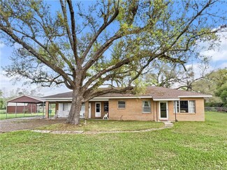 2966 Highway 90 W, Sulphur, LA 70663