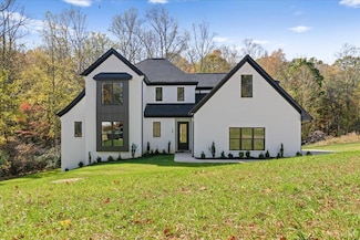 109 Two Creek Dr, Lynchburg, VA 24502