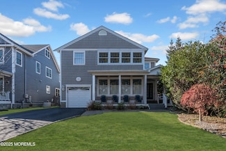 84 Washington St, Rumson, NJ 07760