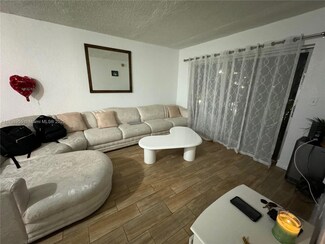 444 SW 4th St Unit 402, Miami, FL 33130