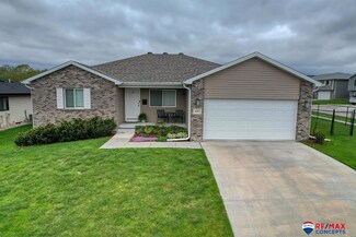 6511 N 10th St, Lincoln, NE 68521