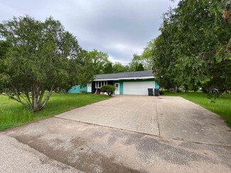 2010 Wisconsin Ave, Plover, WI 54467