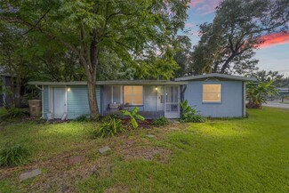 1108 NE 13th St, Ocala, FL 34470