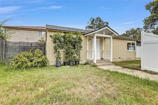 5657 Donna Ave, Los Angeles, CA 91356